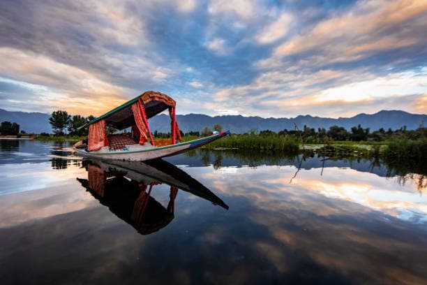 Explore Kashmir Paradise on Earth