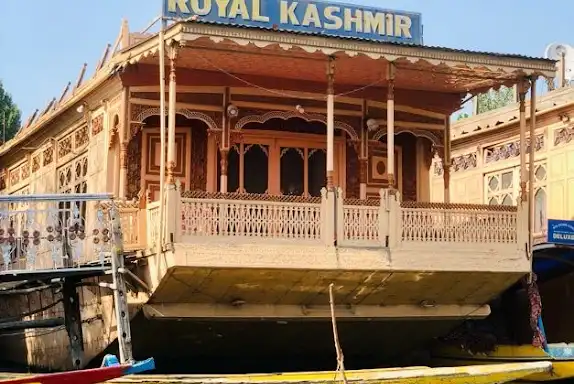 Royal Kashmir Houseboat