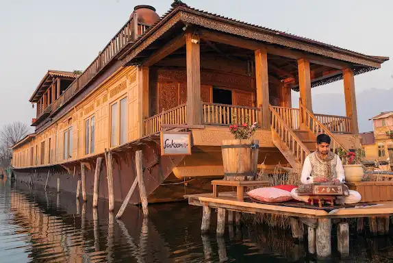 Sukoon Houseboat
