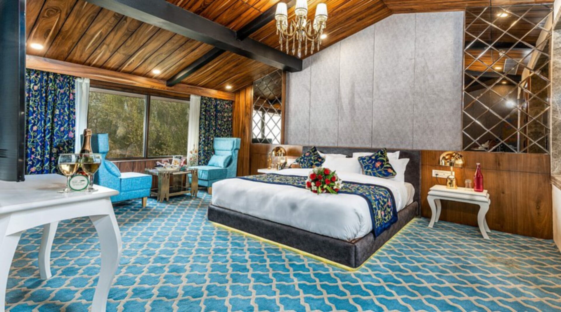 Hotel in Srinagar