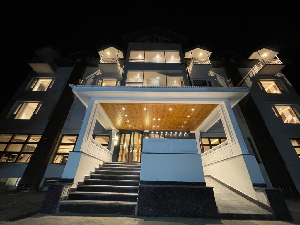 Family Hotel in Srinagar