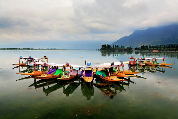 Quick Kashmir Getaway short tour package